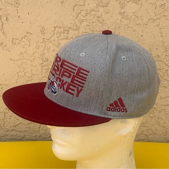 Mitchell & Ness Other - Colorado Avalanche NHL Three Stripes Hockey Hat Cap Flat Bill Snapback OSFM